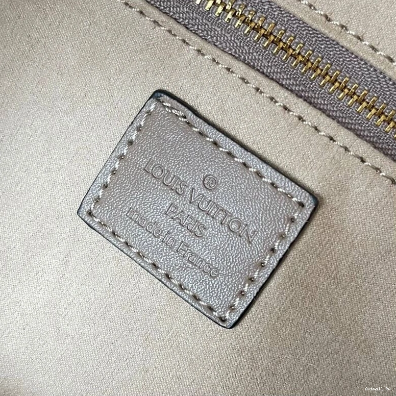 Vuitton Hobo Bags Louis RelaxedFit 88614 0722